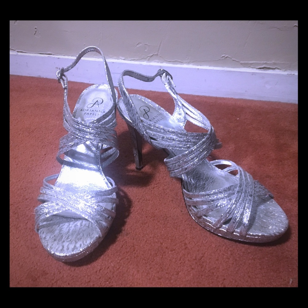 Gorgeous sparkling silver heels